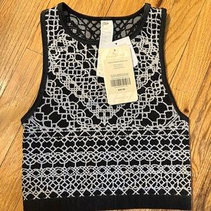 NWT Fabletics Veranda Seamless Cropped Tank